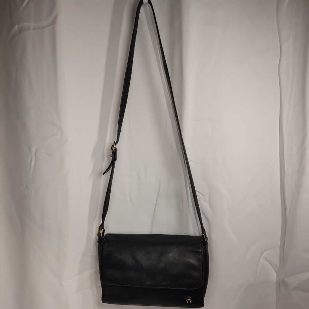 SOLD! Etienne Aigner Small But Full Of Storage Adj Crossbody bag 9"W X 6"T EUC!